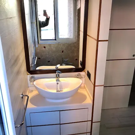 Apartment Un Piede In Mare